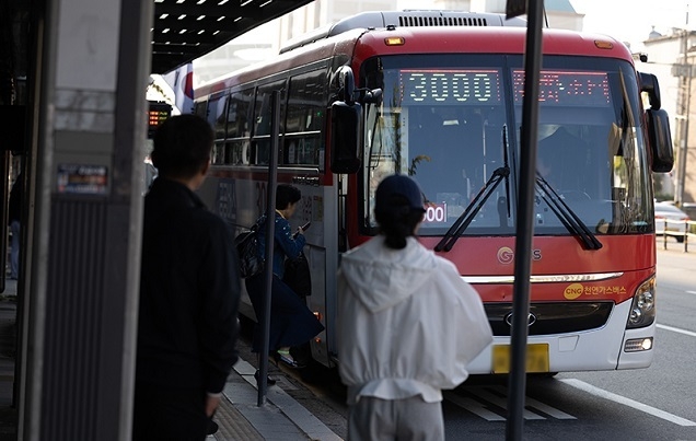 “서울 출퇴근 쉬워진다”…광역버스 준공영제 10개 노선 선정