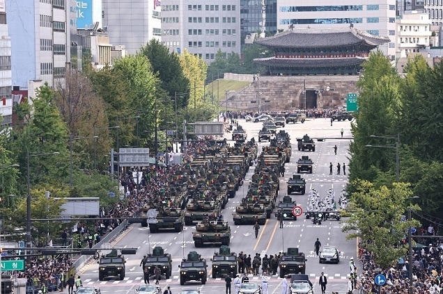 광화문 일대서 국민과 함께하는 국군의날 시가행진 펼쳐